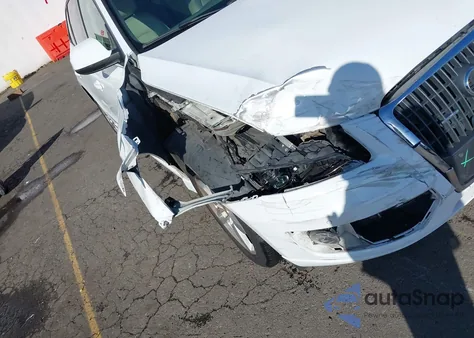 2012 Audi Q5 2.0T Premium z USA, uszkodzony, nr VIN WA1LFAFP6CA016735